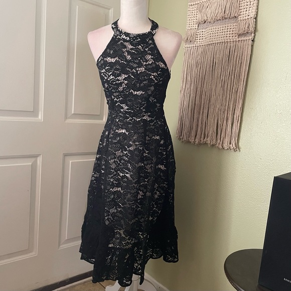Modcloth Lace Halter Midi Dress - Picture 3 of 7